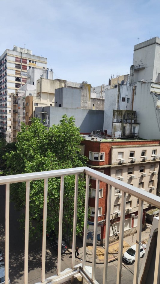 Departamento 2 amb. a la calle