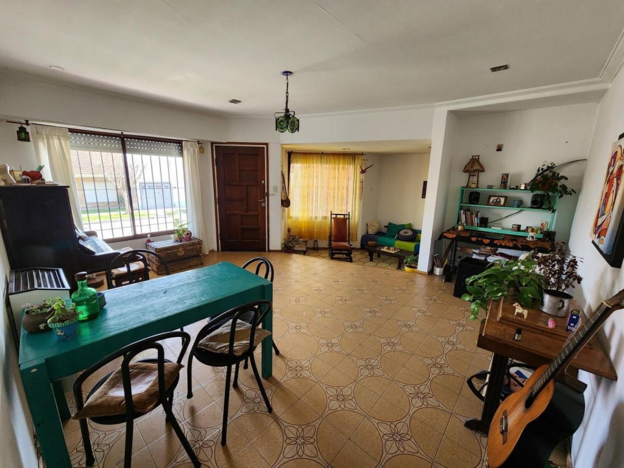 Amplio Chalet en Venta