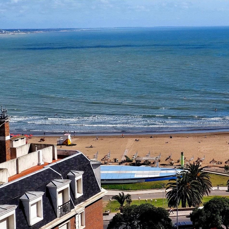 DEPARTAMENTO CON VISTA AL MAR
