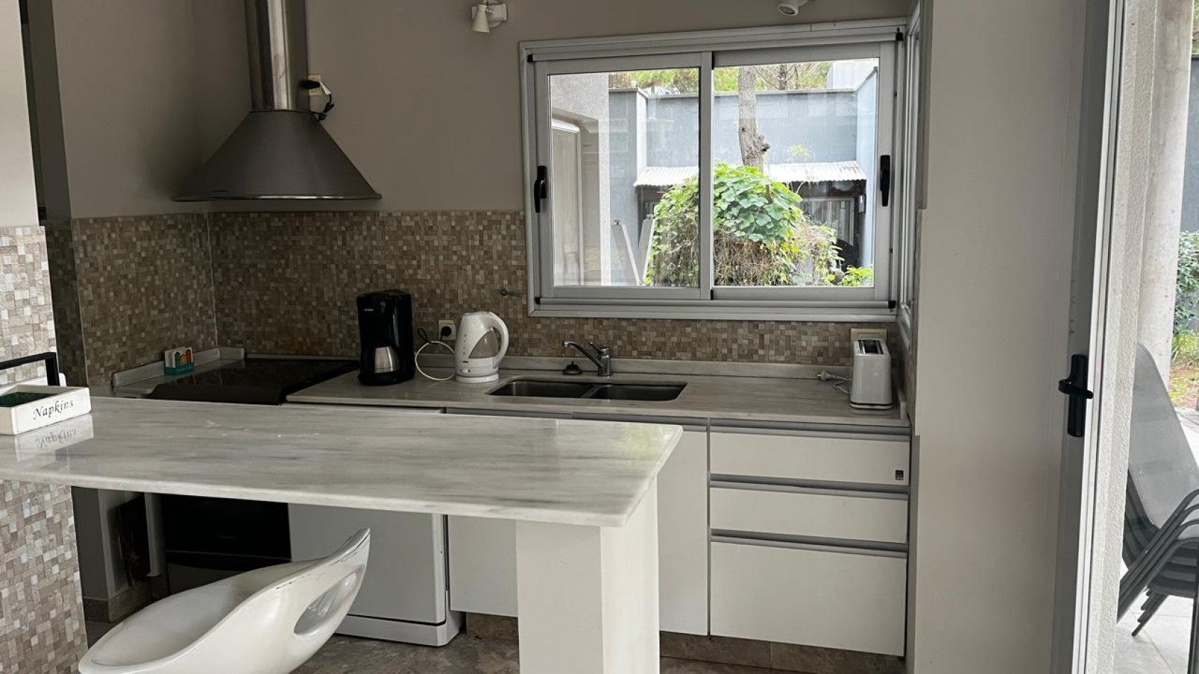 CASA EN VENTA - RESIDENCIAL I 572 - COSTA ESMERALDA