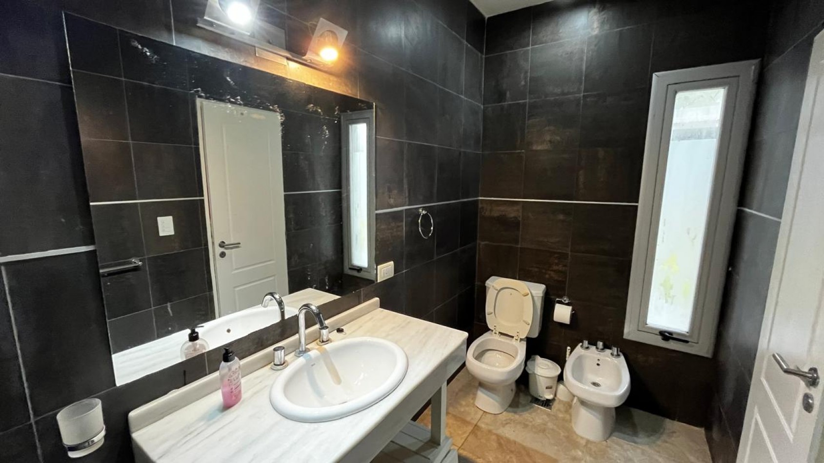 CASA EN VENTA - RESIDENCIAL I 572 - COSTA ESMERALDA