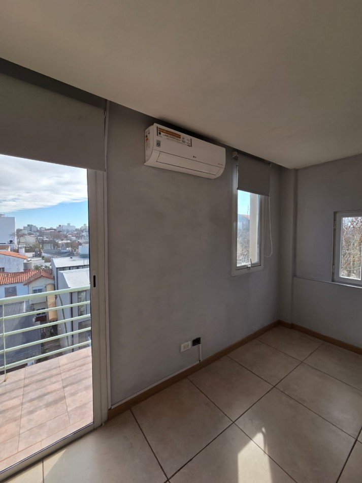VENTA DEPARTAMENTO 3 AMBIENTES