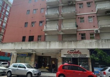 ALQUILER 24 MESES. Departamento 2 amb. a la calle